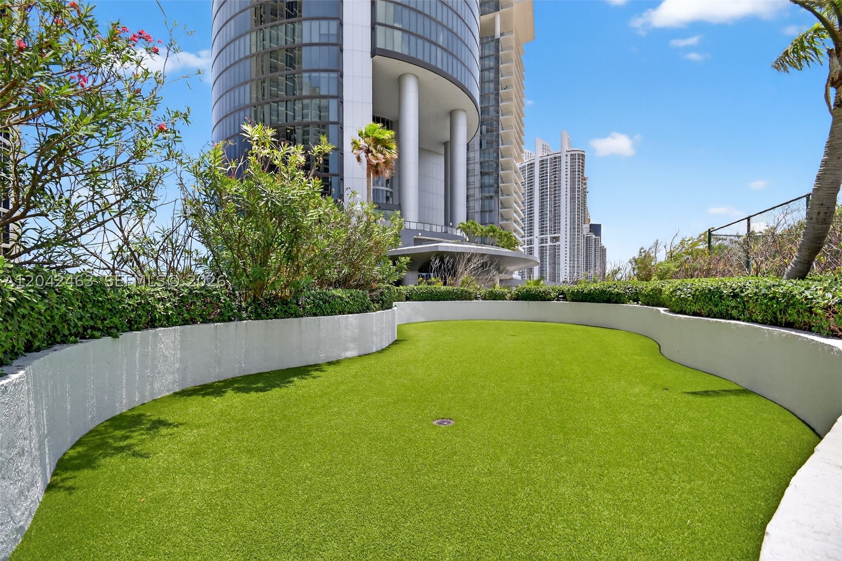 18671 Collins Ave #1401 Sunny Isles Beach, FL 33160