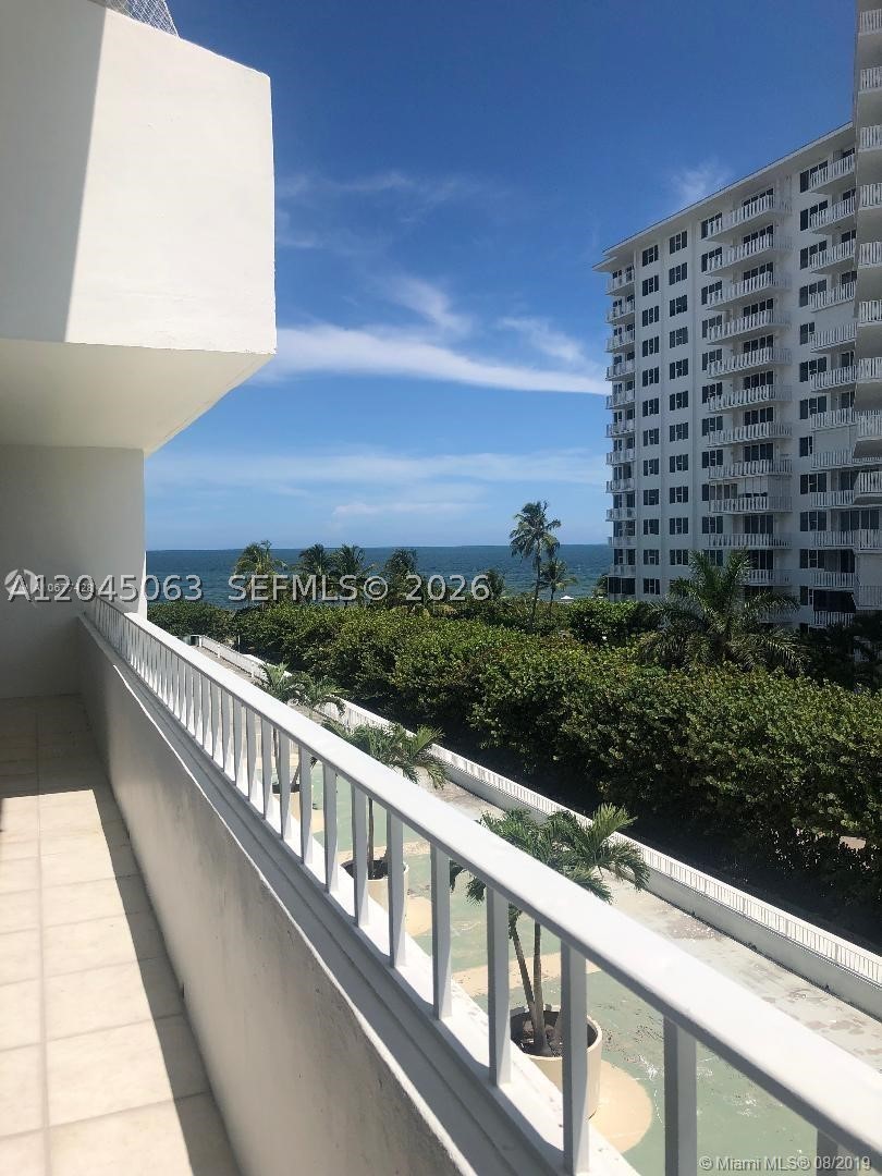 199 Ocean Ln Dr #505