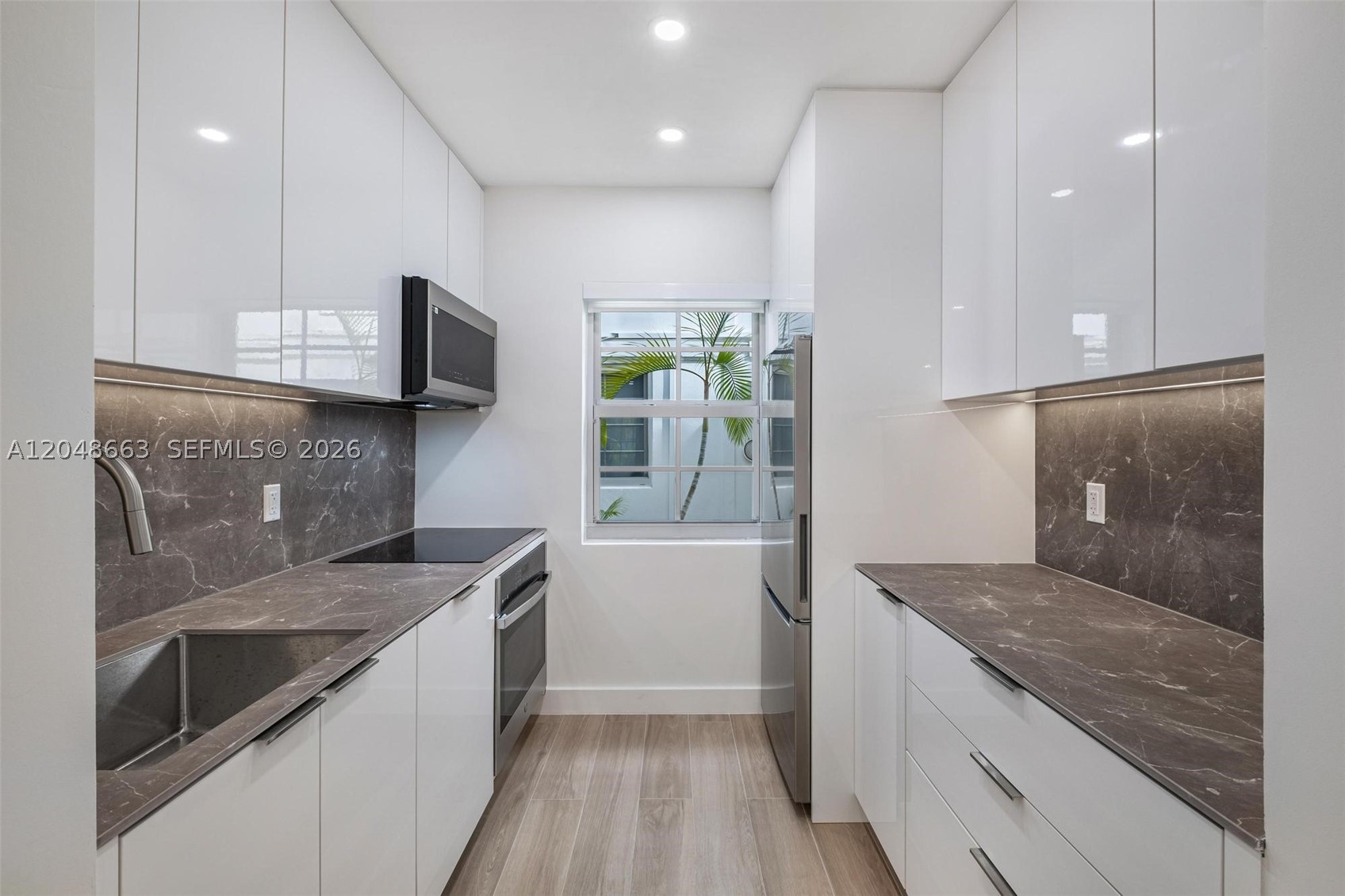 1610 Michigan Ave #2