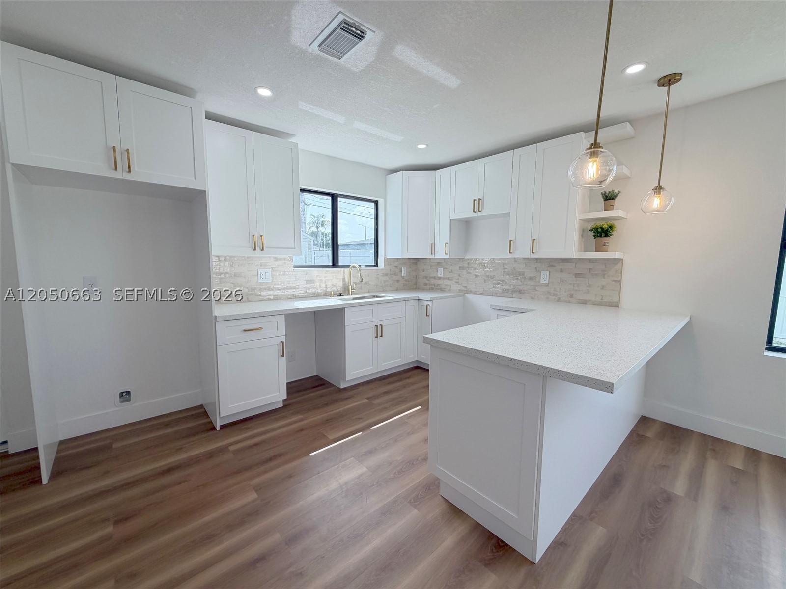 14740 Polk St