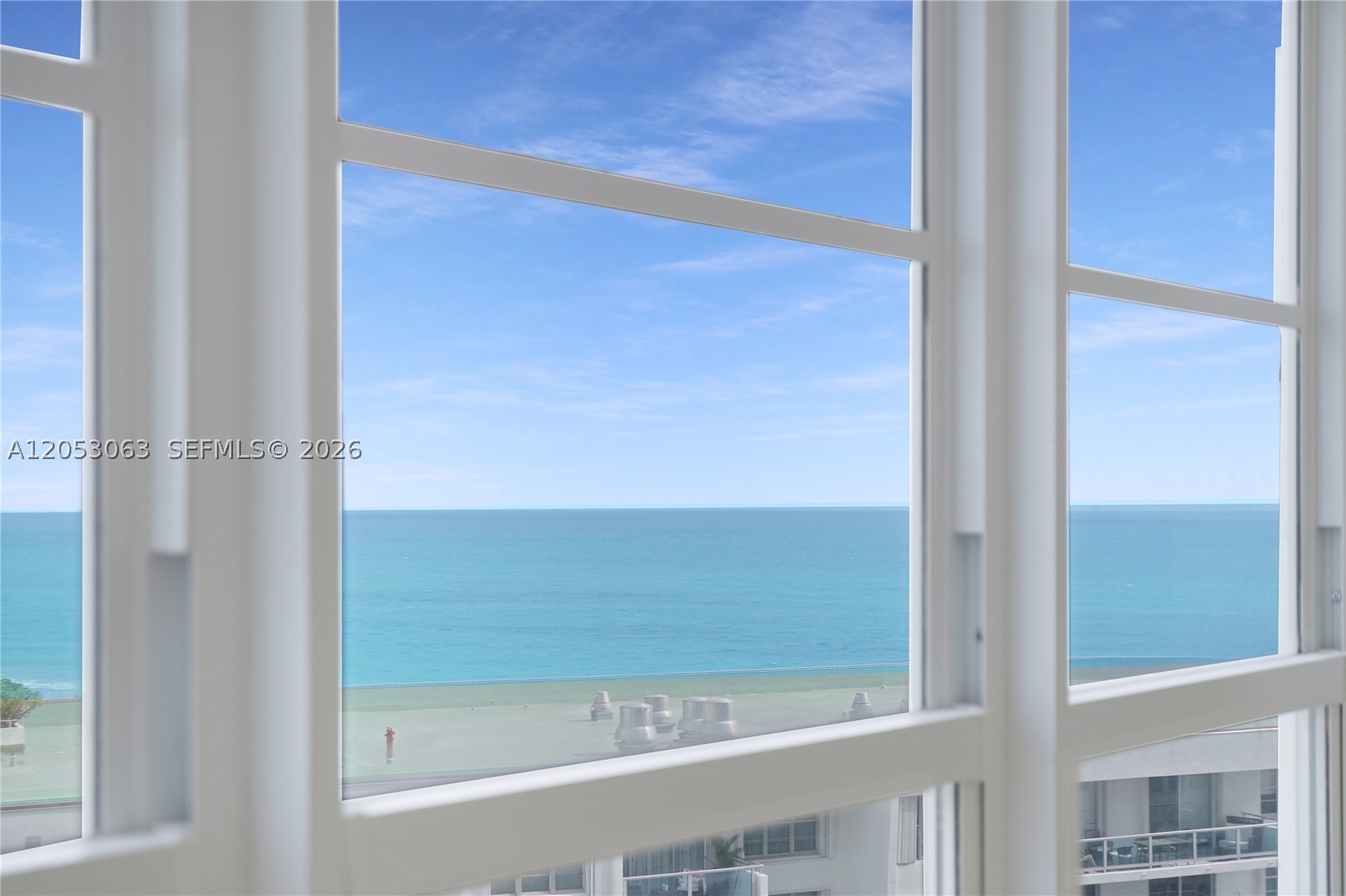 5101 Collins Ave #14L