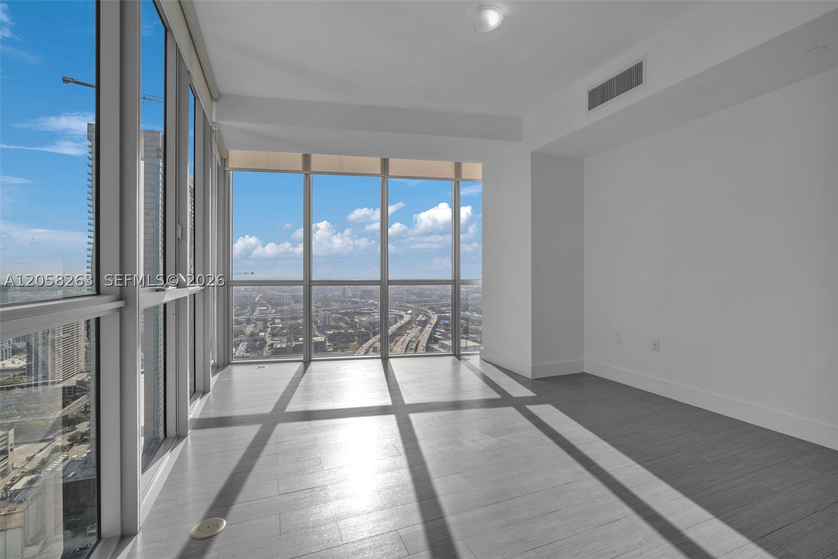 image Marquis Residences36