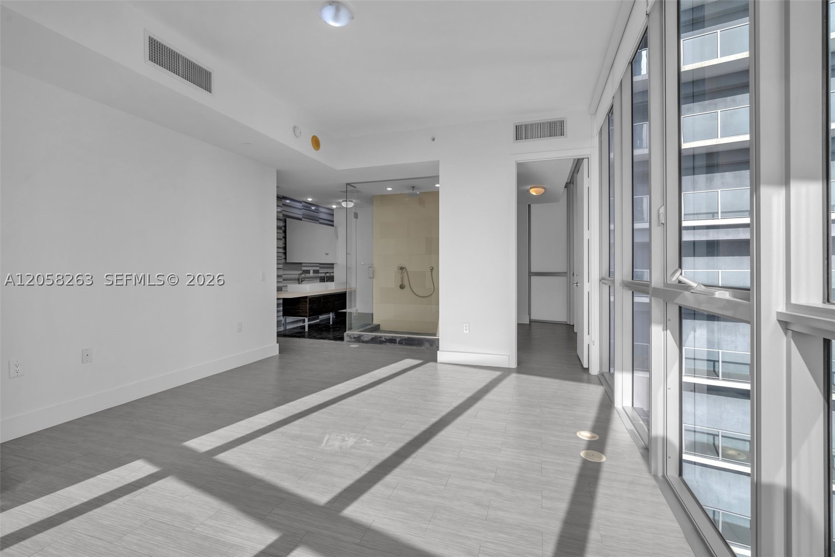 image Marquis Residences37