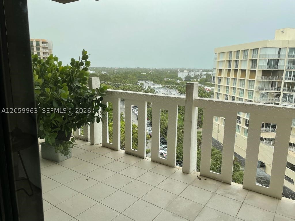 image Towers of Key Biscayne8