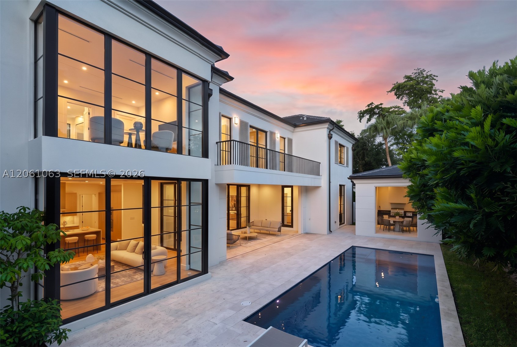 1220 S Alhambra Cir Coral Gables, FL 33146