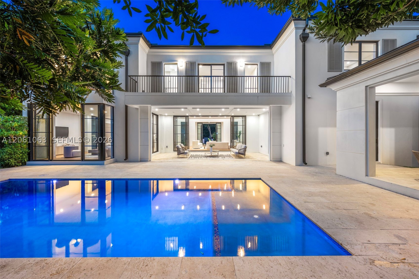 1220 S Alhambra Cir Coral Gables, FL 33146