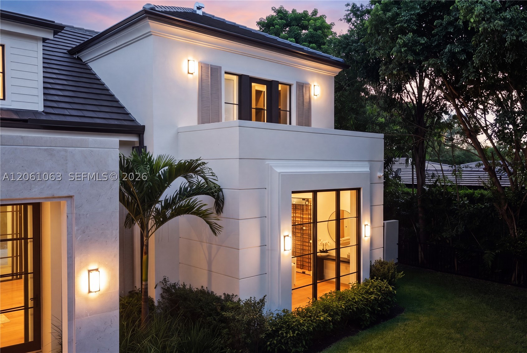 1220 S Alhambra Cir Coral Gables, FL 33146