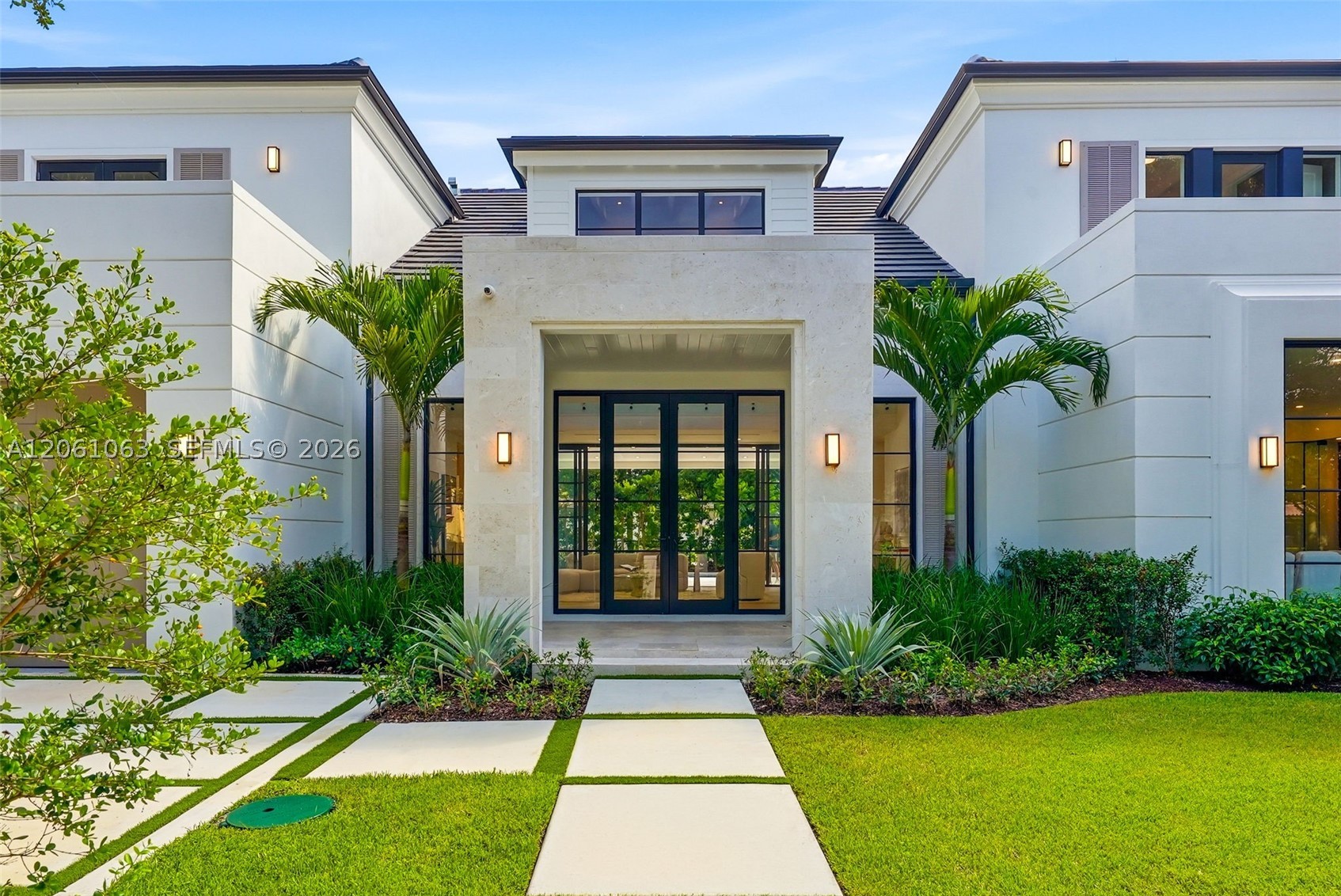 1220 S Alhambra Cir Coral Gables, FL 33146
