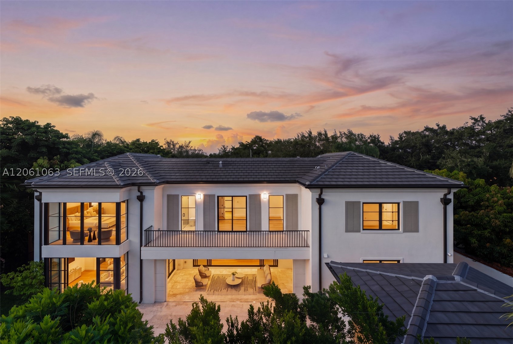 1220 S Alhambra Cir Coral Gables, FL 33146