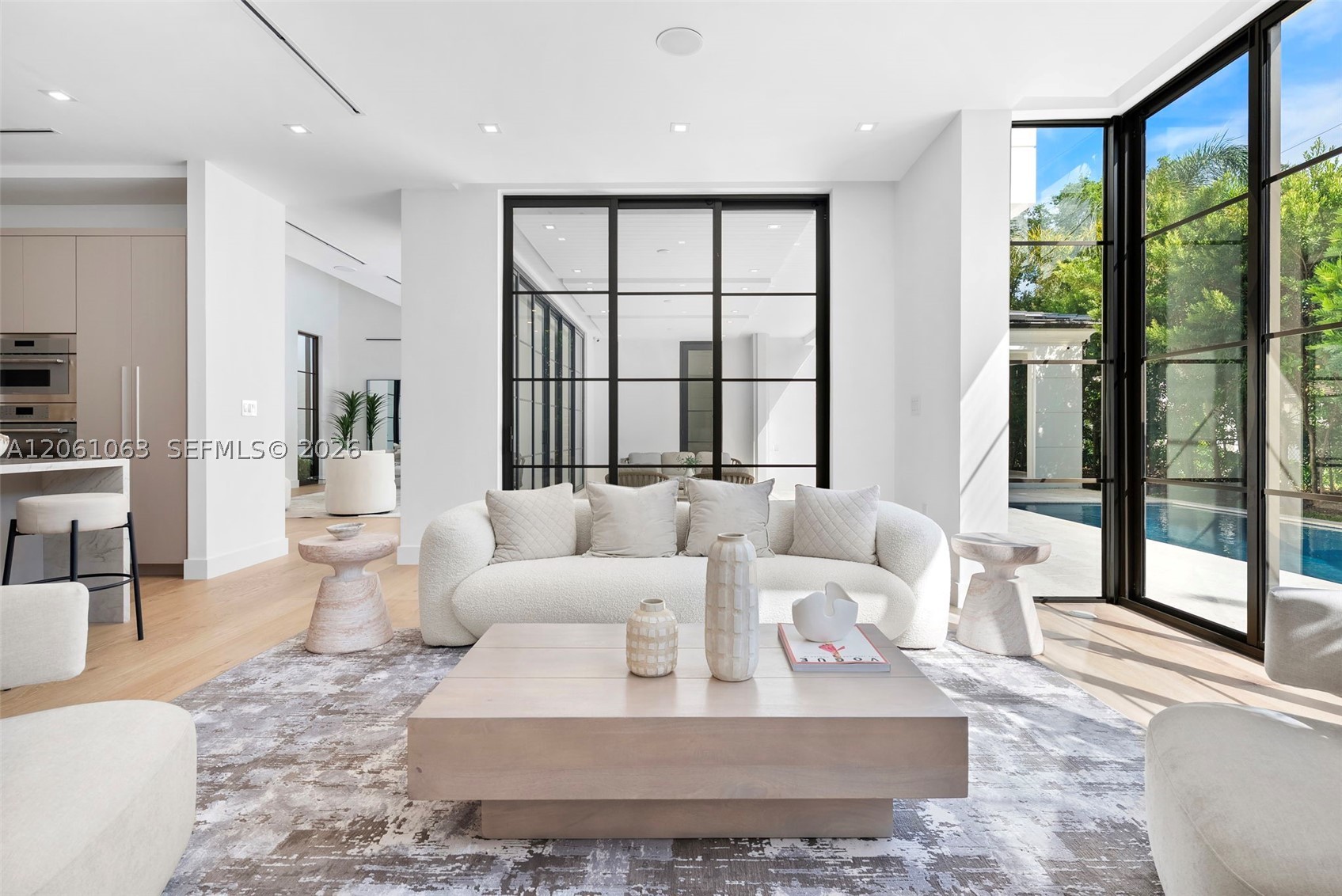 1220 S Alhambra Cir Coral Gables, FL 33146