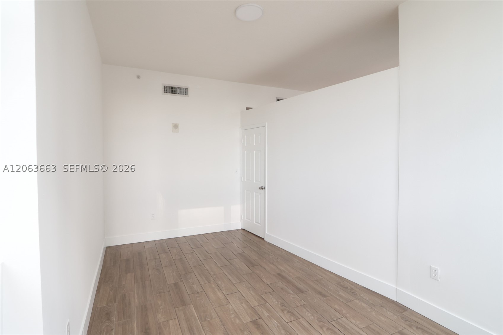 image Edgewater Lofts14