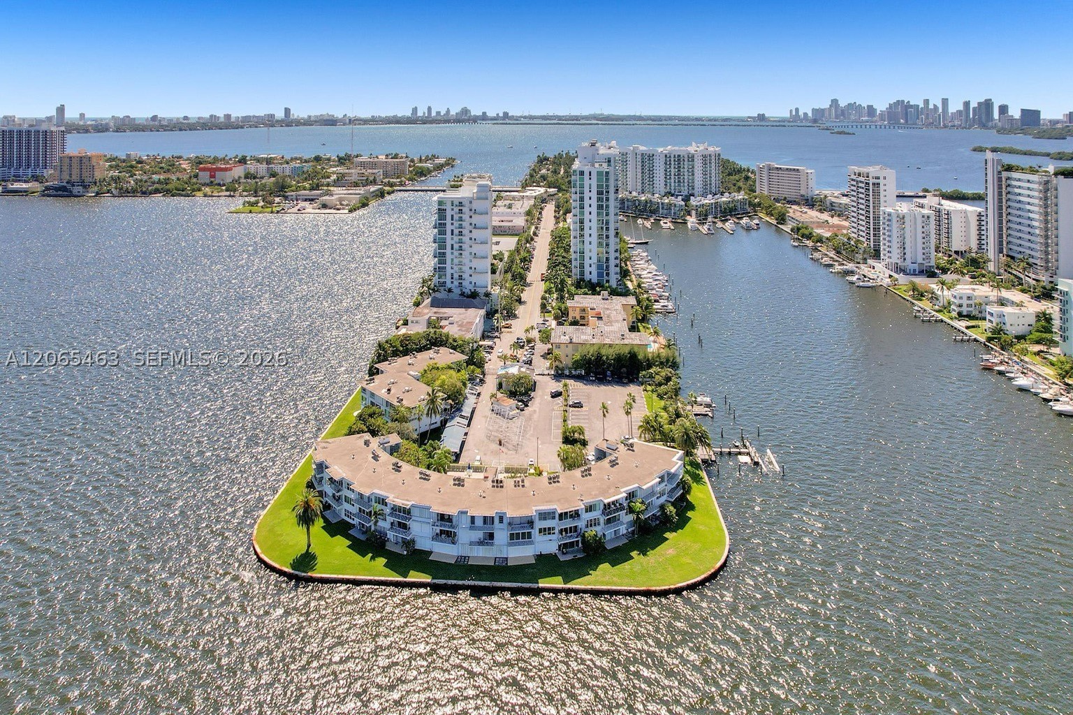 image Eloquence on the Bay33