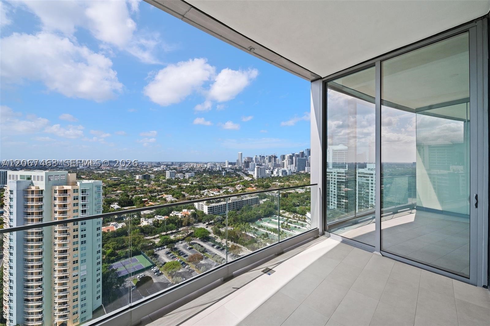 image Una Residences22