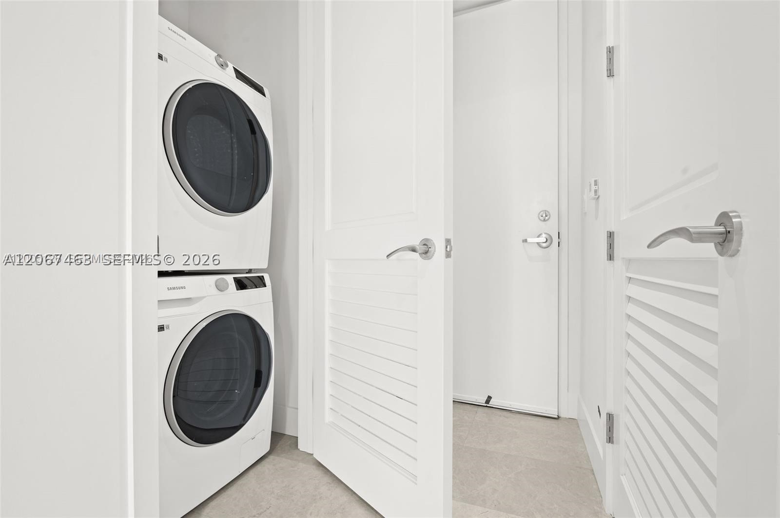 image Una Residences23