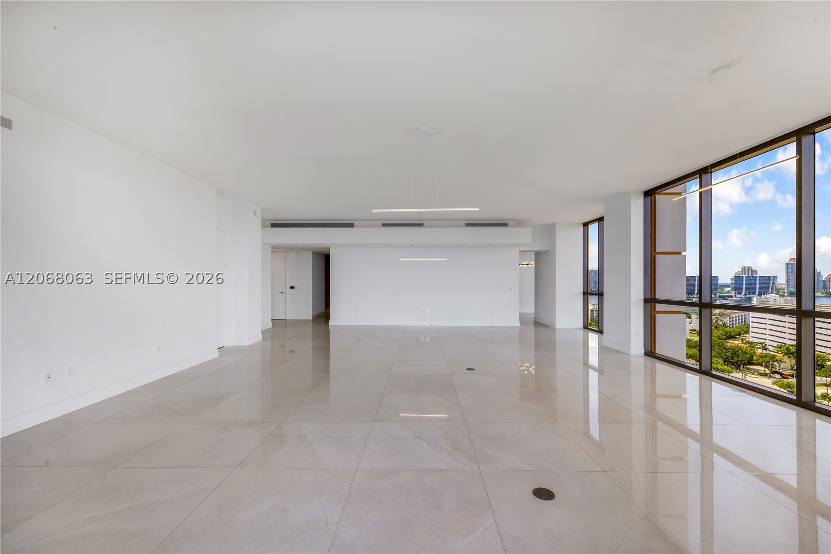 17749 Collins Ave #1201 Sunny Isles Beach, FL 33160