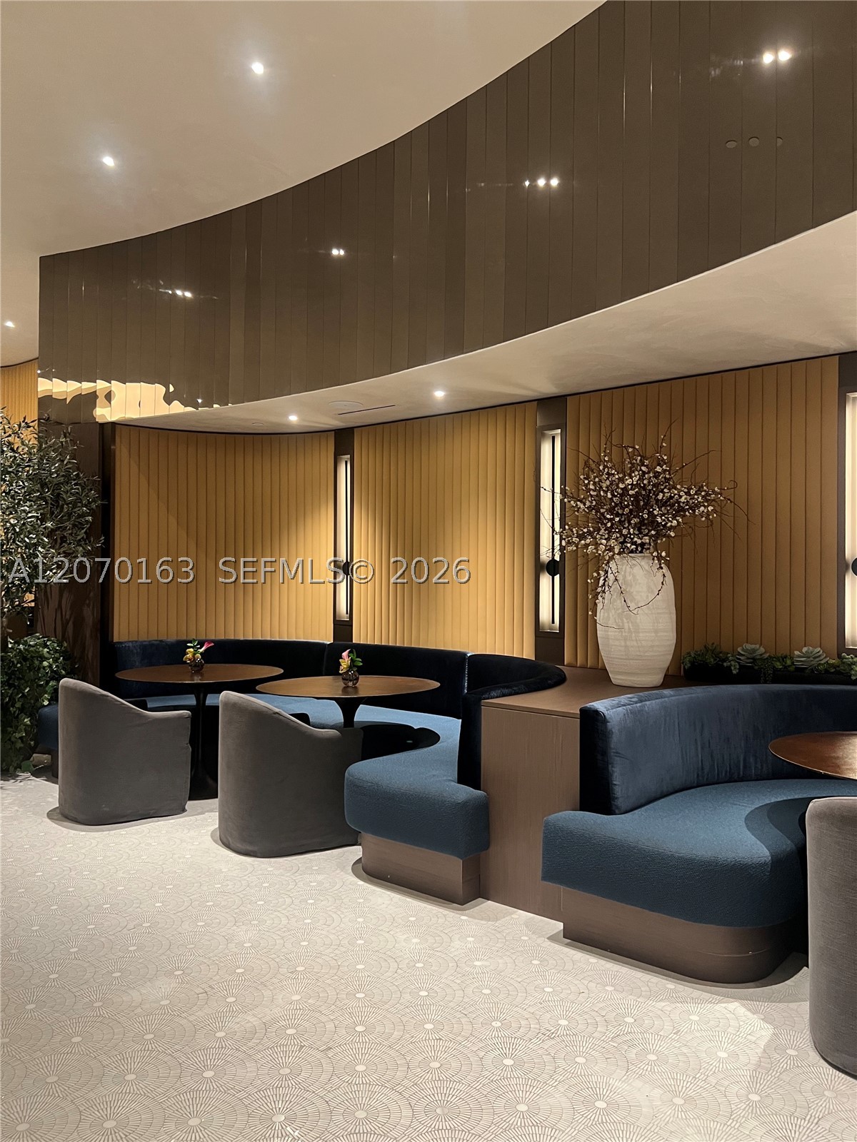 image E11EVEN Hotel & Residences52