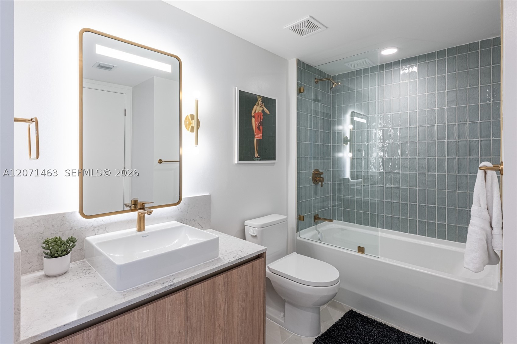 159 NE 6th St #3109 Miami, FL 33132