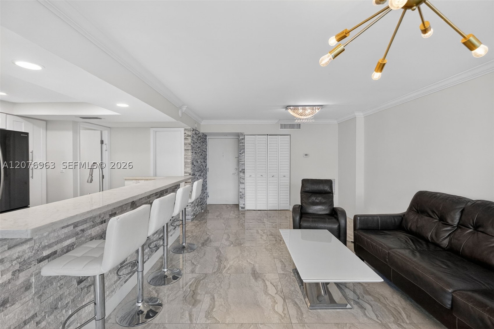 2655 Collins Ave #00 Miami Beach, FL 33140