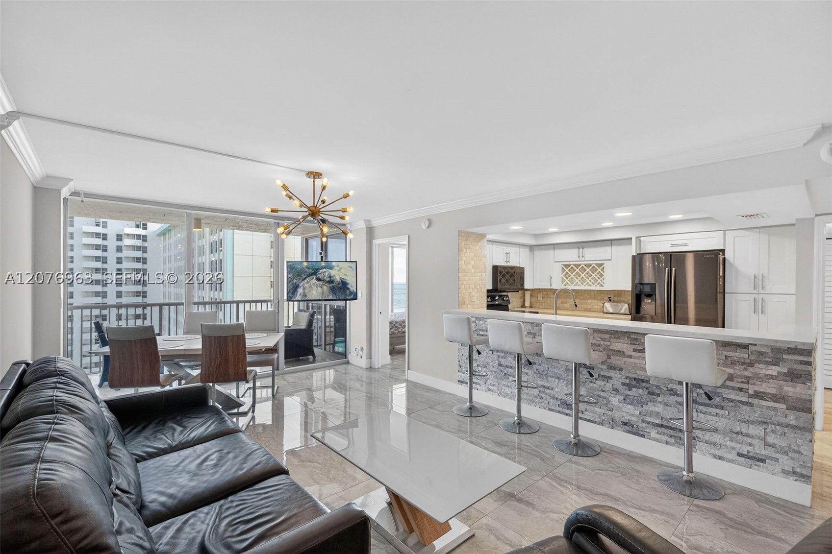 2655 Collins Ave #00 Miami Beach, FL 33140