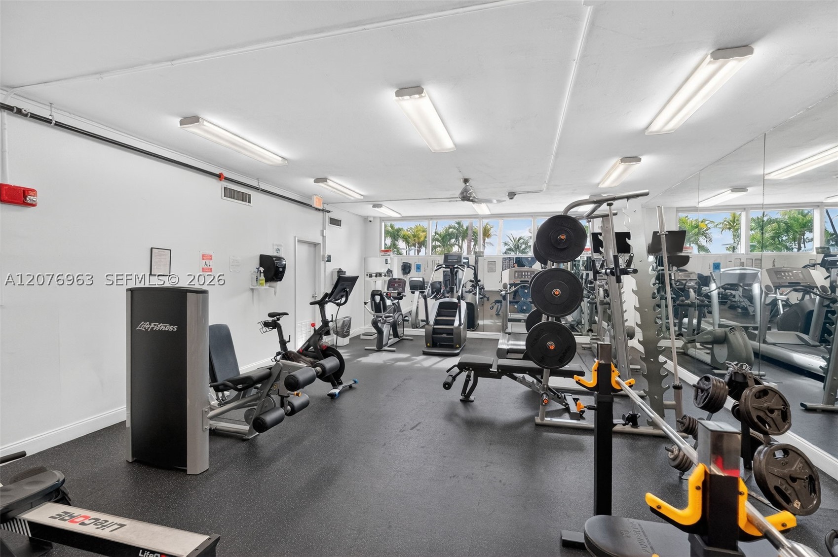 2655 Collins Ave #00 Miami Beach, FL 33140