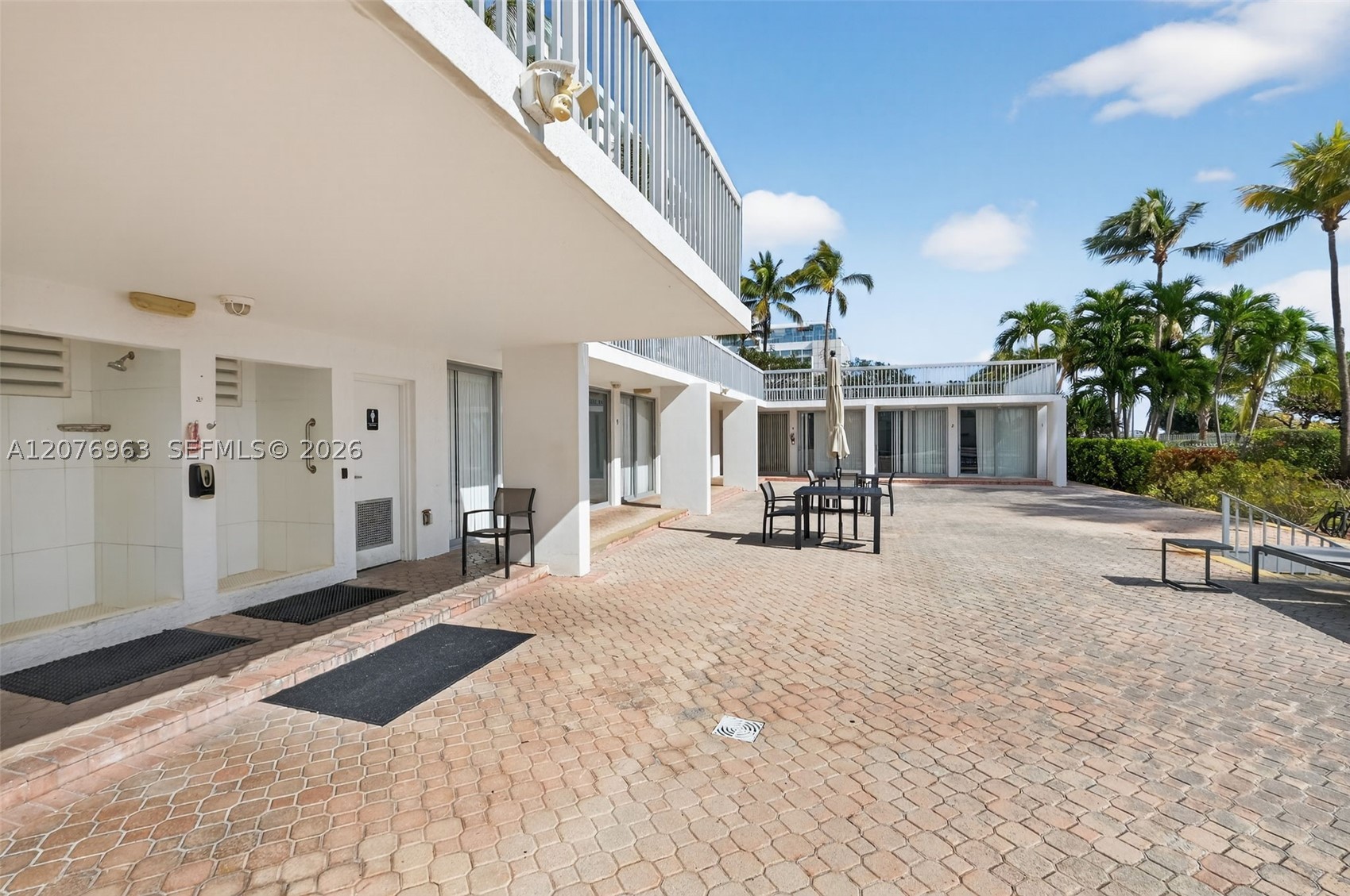 2655 Collins Ave #00 Miami Beach, FL 33140