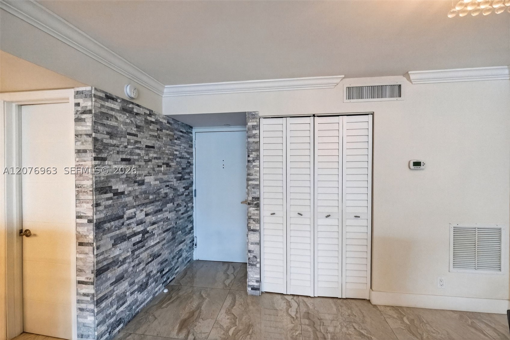 2655 Collins Ave #00 Miami Beach, FL 33140