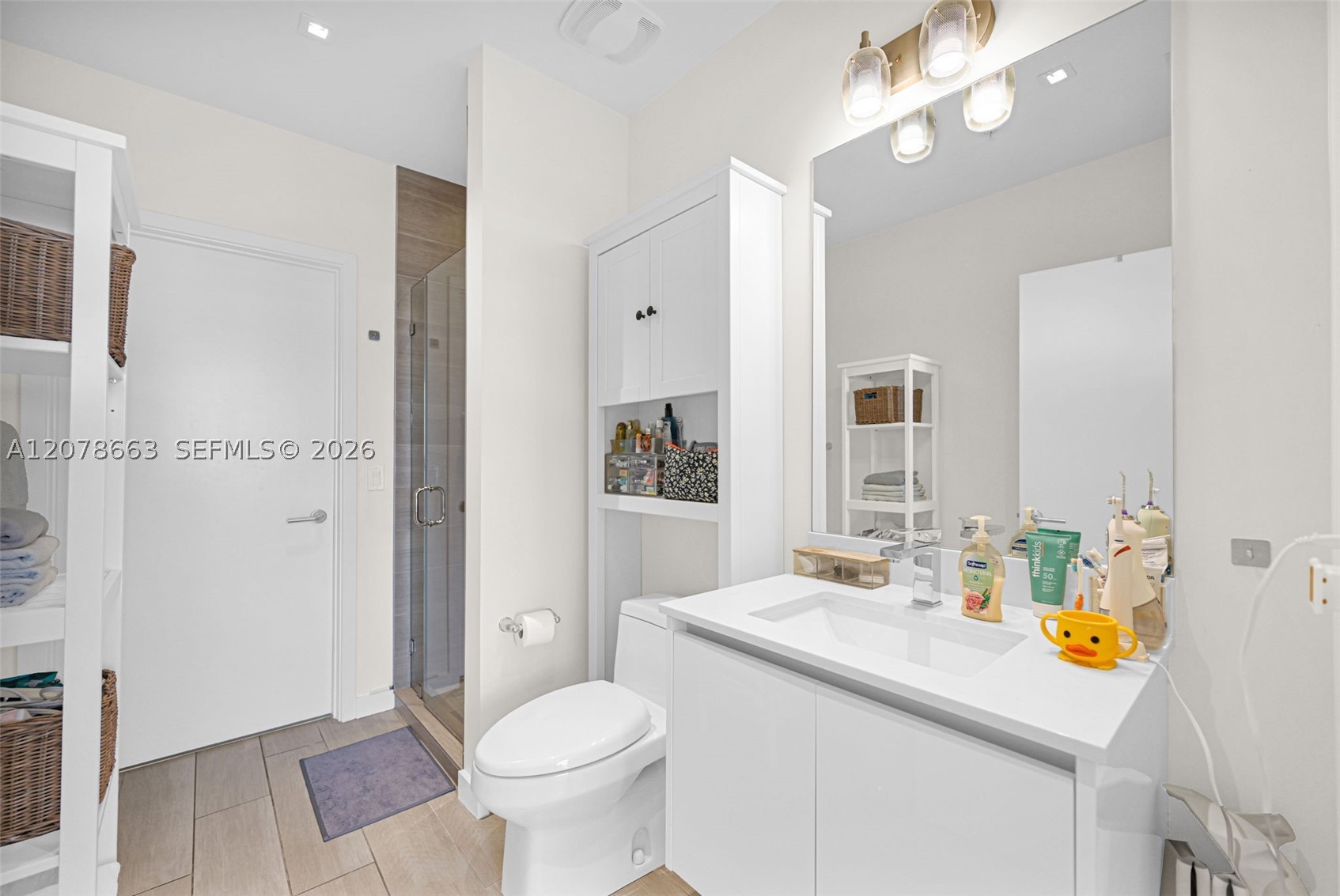 1600 SW 1st Ave #802 Miami, FL 33129