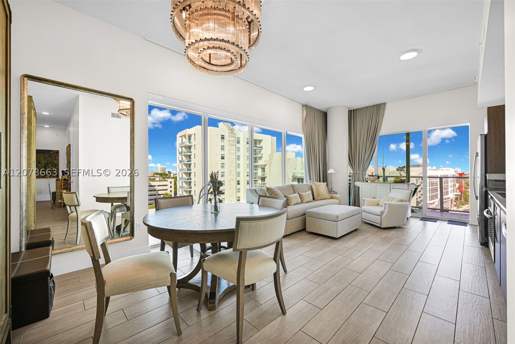 1600 SW 1st Ave #802 Miami, FL 33129