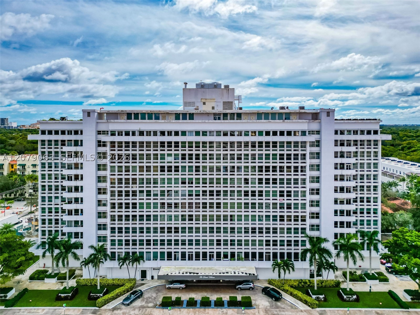 700 Biltmore Way #1017