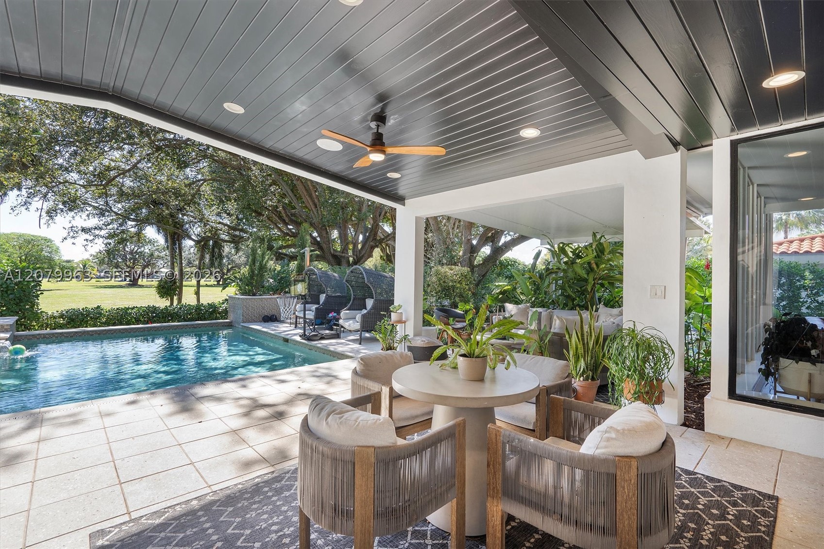 652 NE 105th St Miami Shores, FL 33138