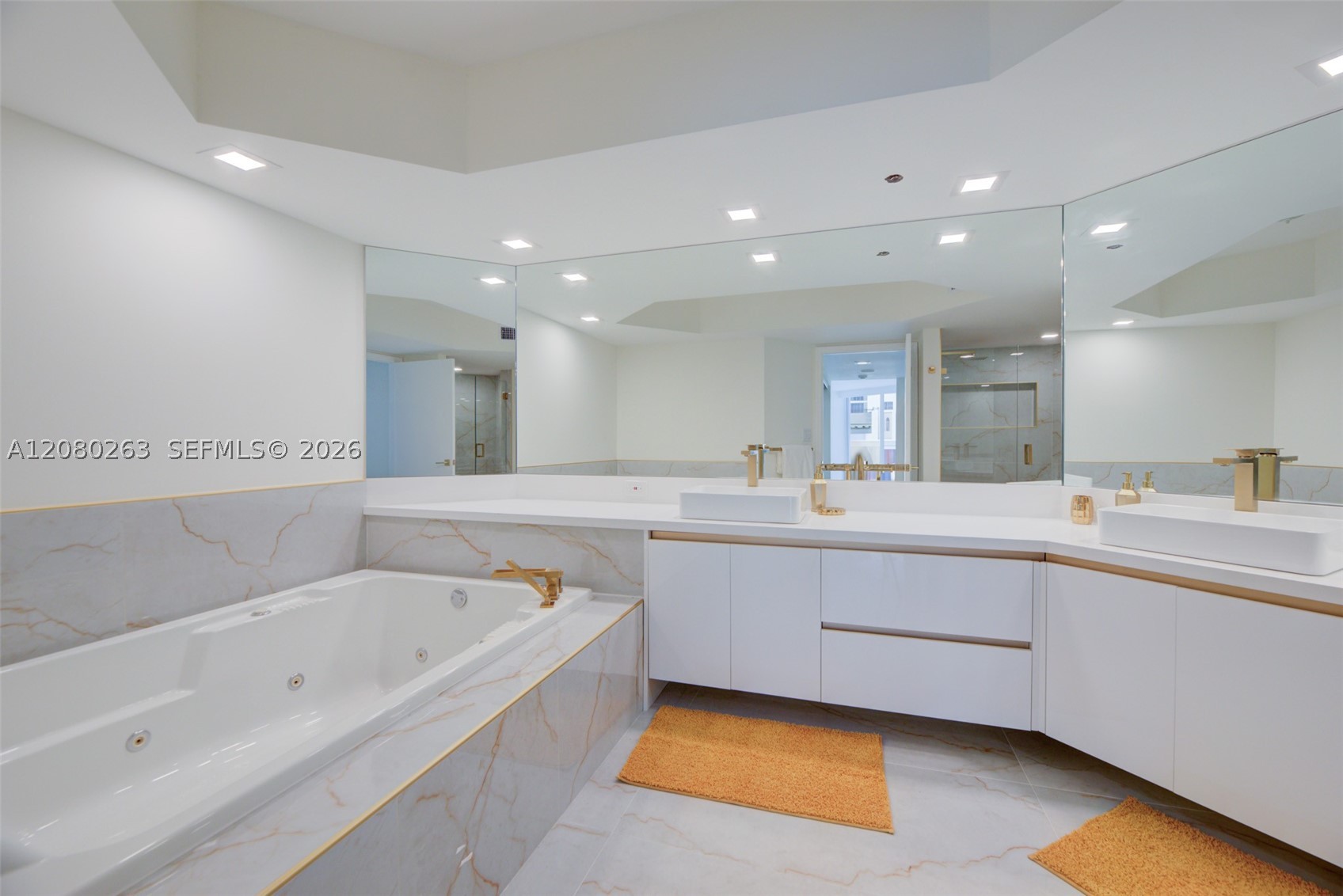 16425 Collins Ave #2311 Sunny Isles Beach, FL 33160