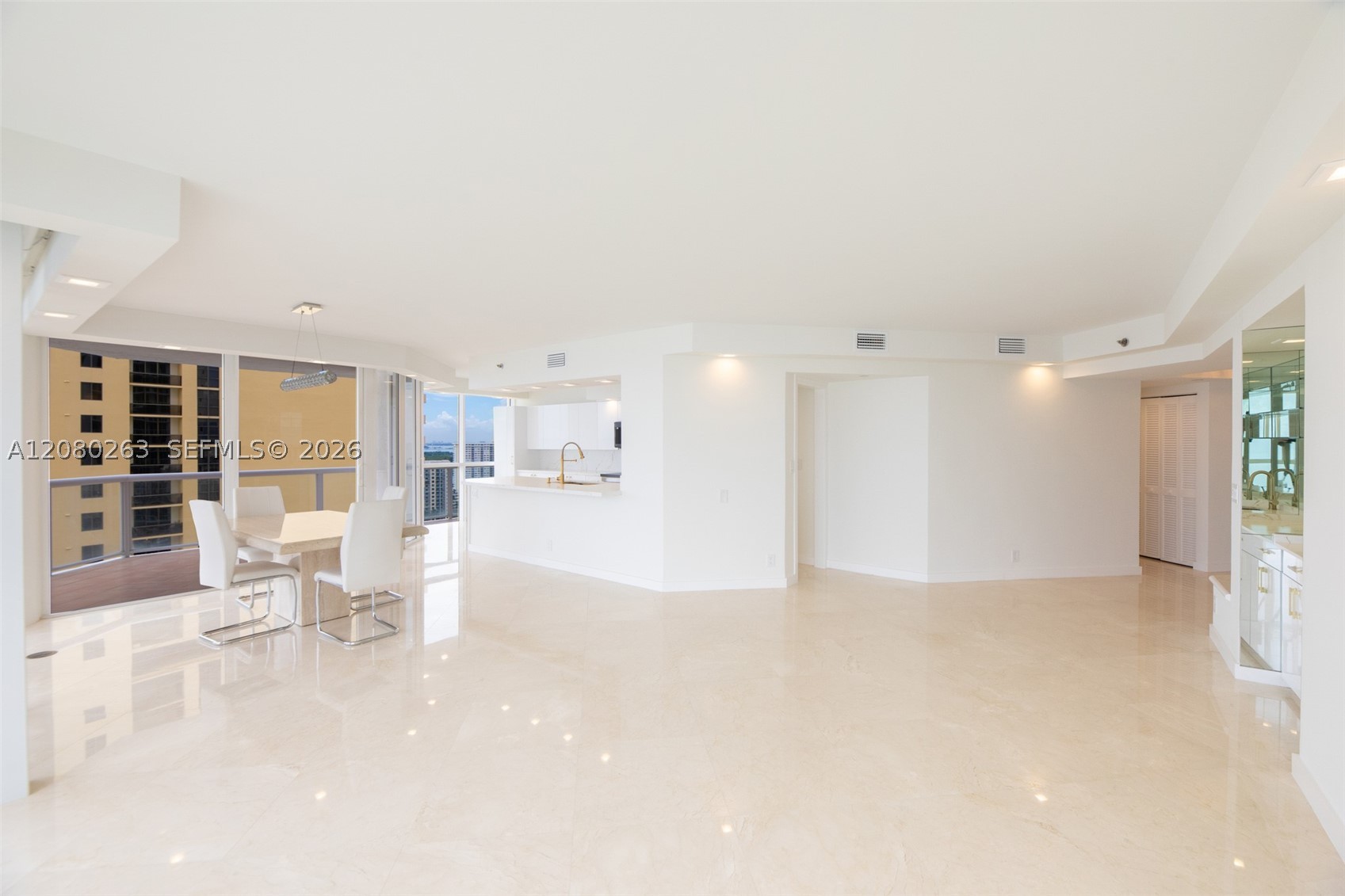 16425 Collins Ave #2311 Sunny Isles Beach, FL 33160