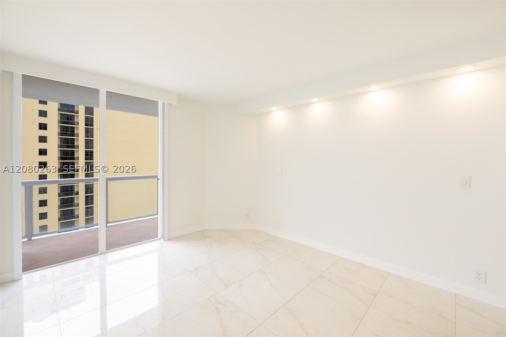 16425 Collins Ave #2311 Sunny Isles Beach, FL 33160