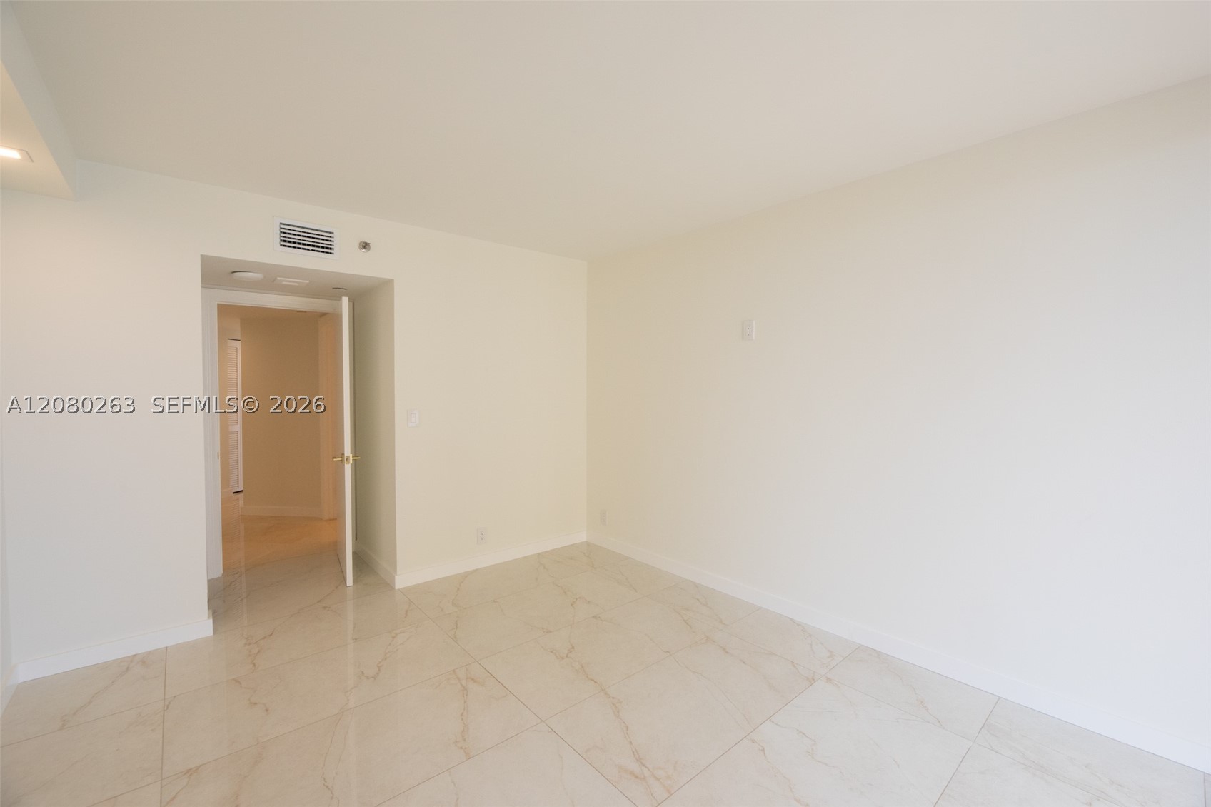 16425 Collins Ave #2311 Sunny Isles Beach, FL 33160