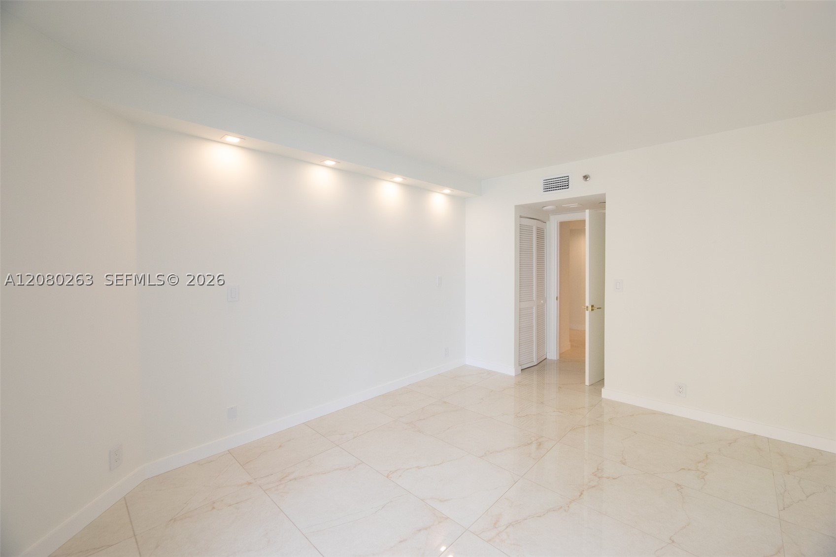 16425 Collins Ave #2311 Sunny Isles Beach, FL 33160