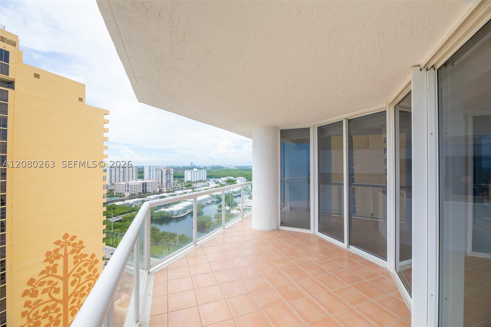 16425 Collins Ave #2311 Sunny Isles Beach, FL 33160