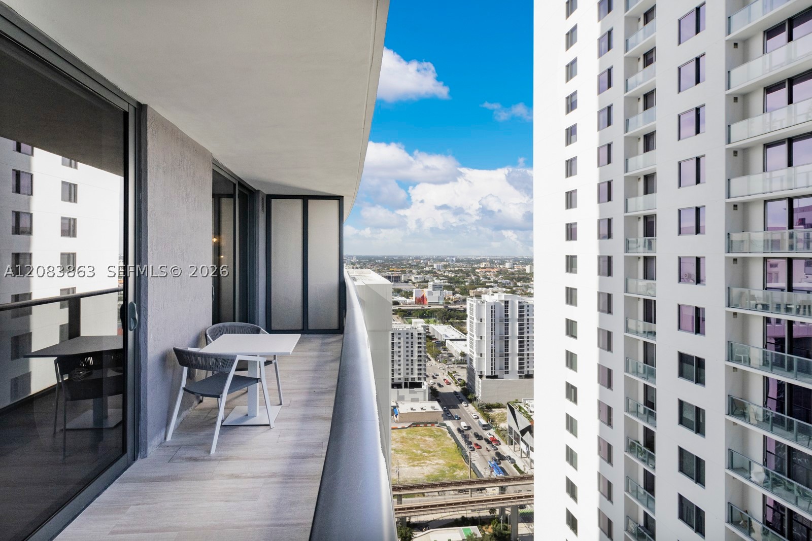 image Brickell Heights West11