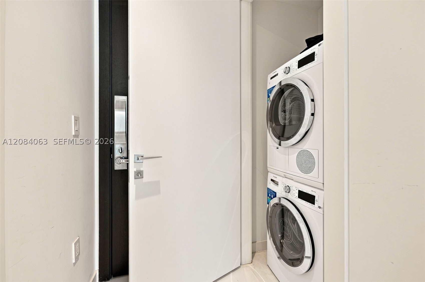 image Aston Martin Residences19