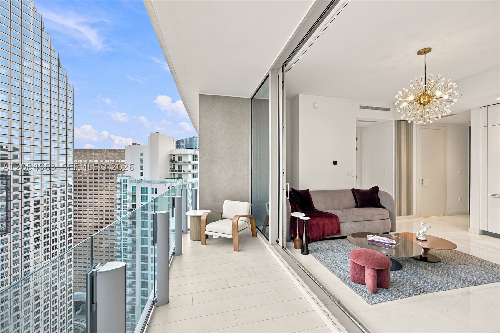 image Aston Martin Residences6