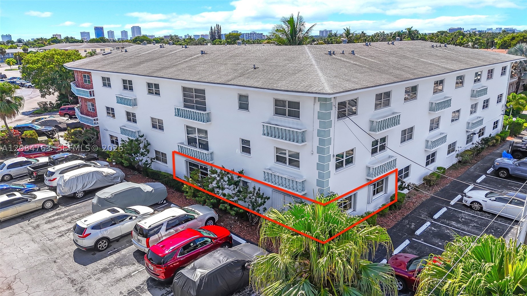 600 Pine Dr #104