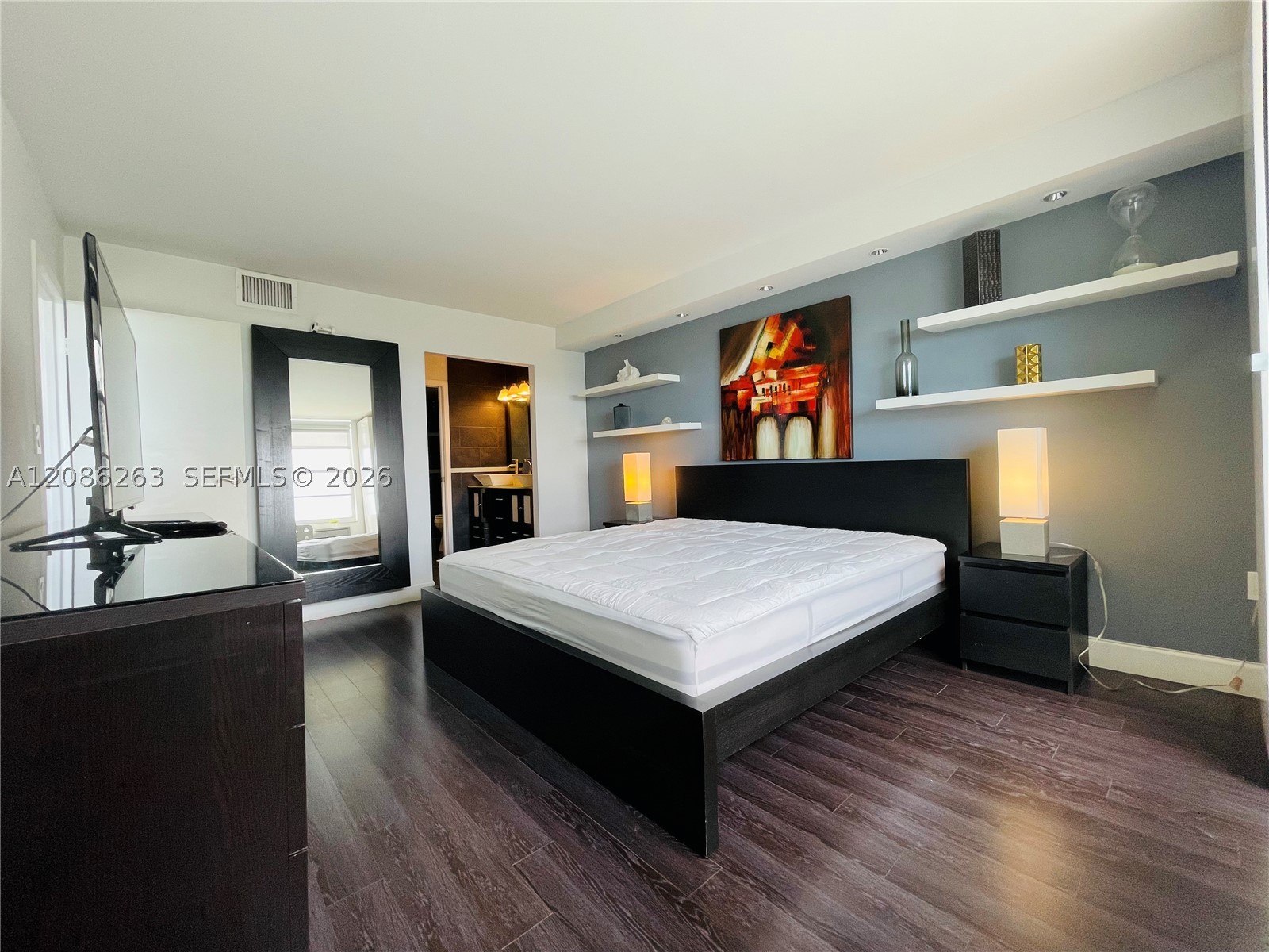 image Brickell Bay Club16