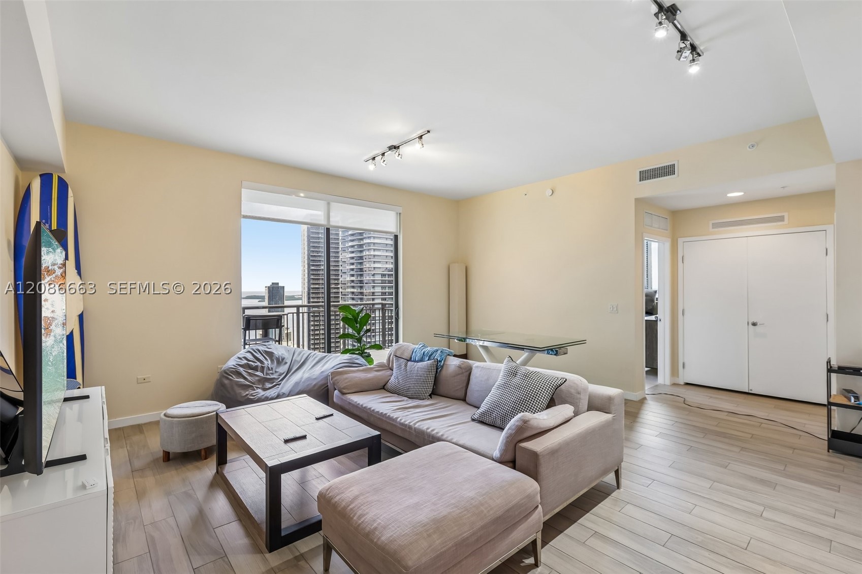 image Nine At Mary Brickell Vil3