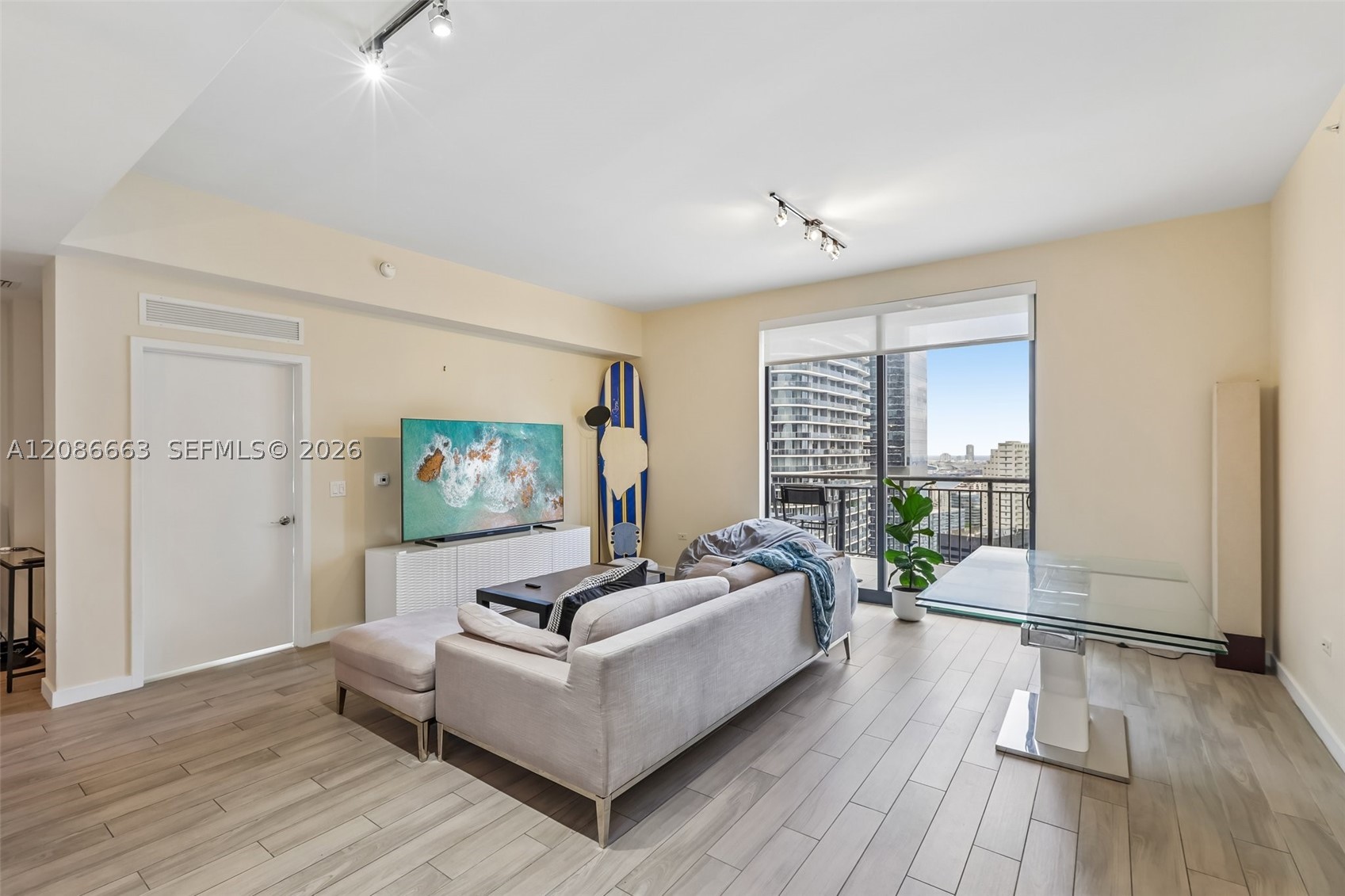 image Nine At Mary Brickell Vil5