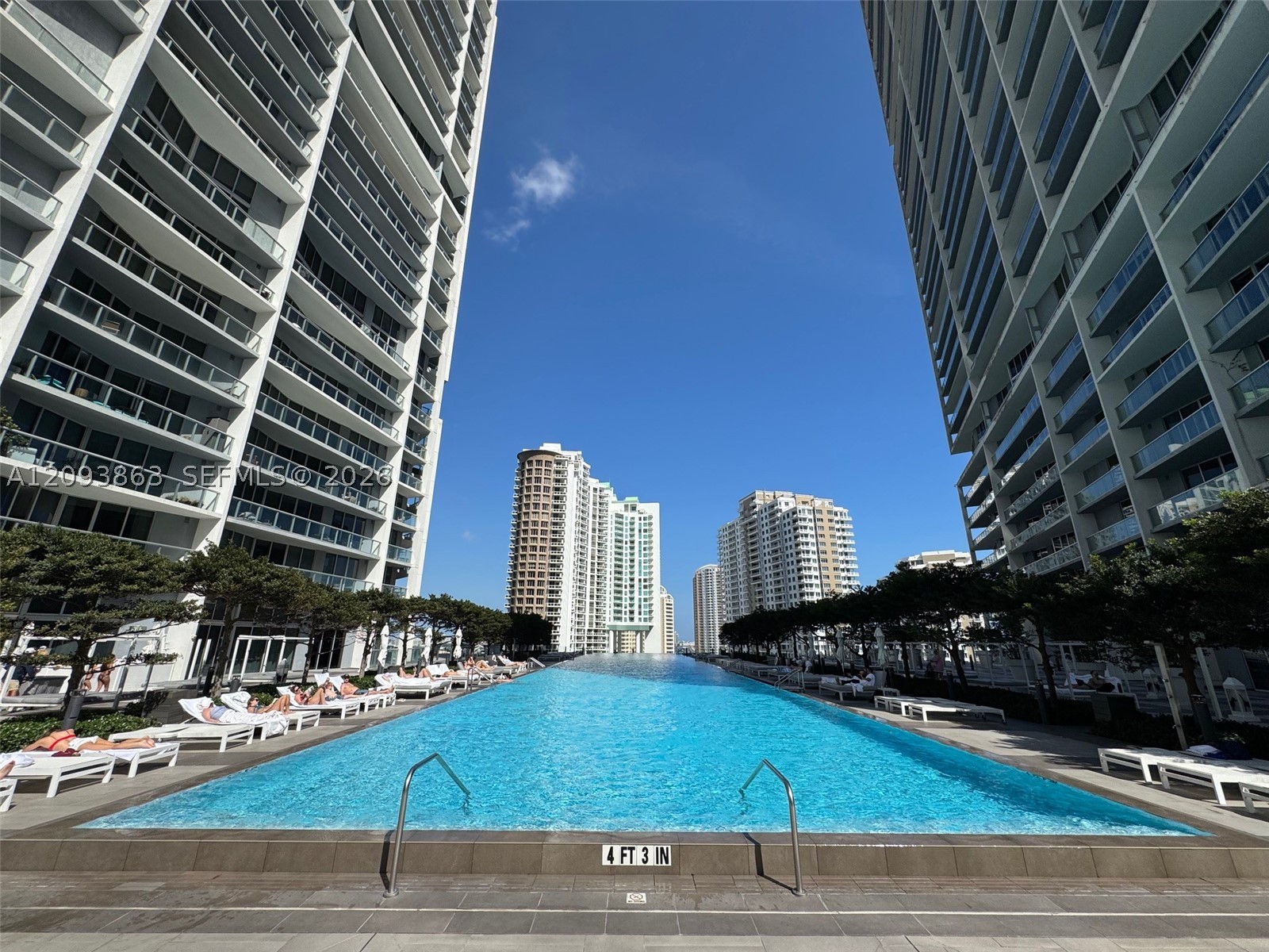 image Icon Brickell III (W Miami)18
