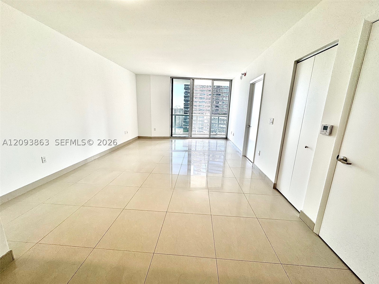 image Icon Brickell III (W Miami)3