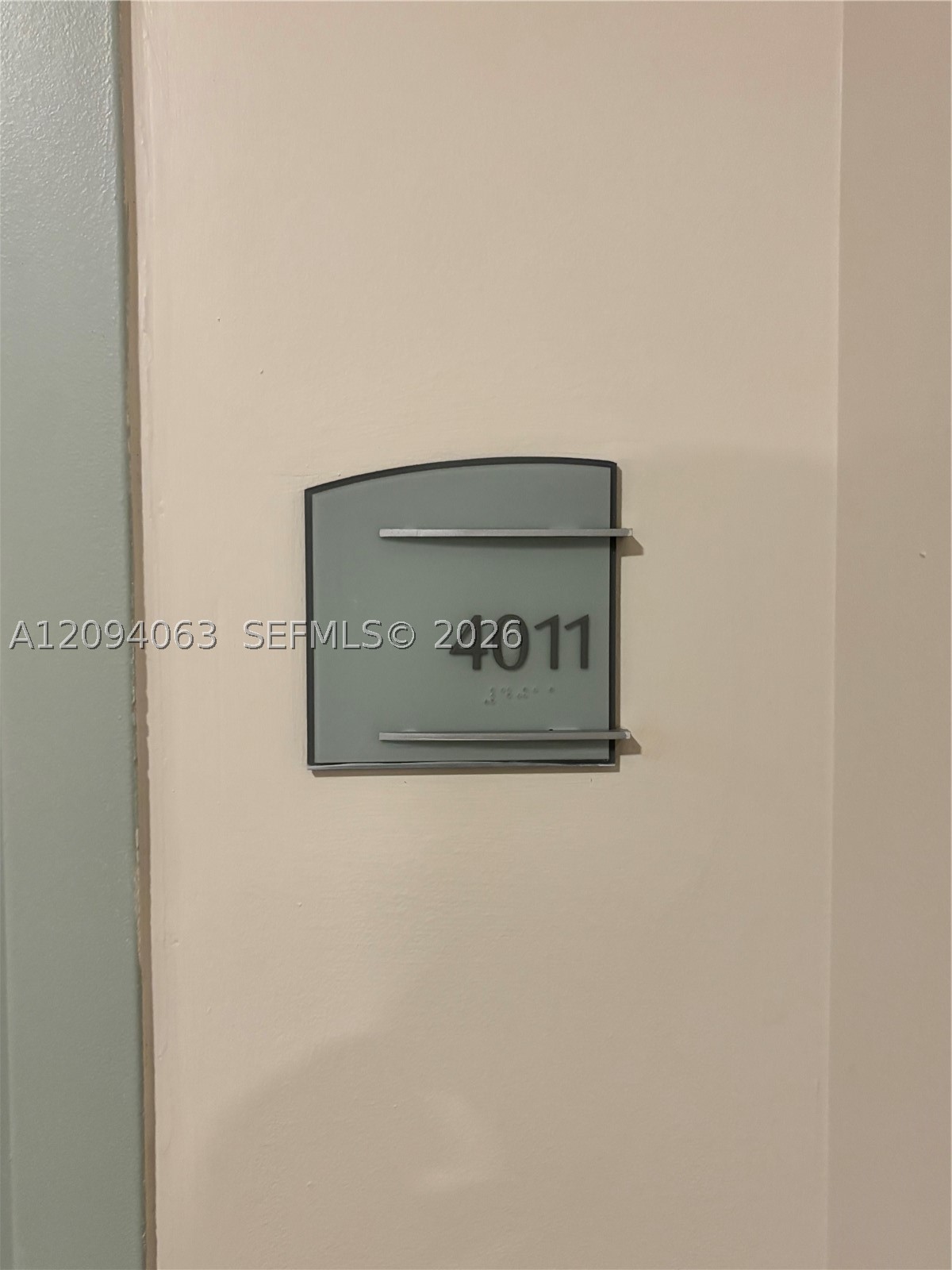 1900 N Bayshore Dr #4011
