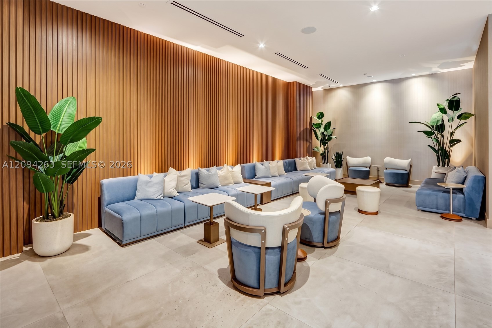 image Smart Brickell III17