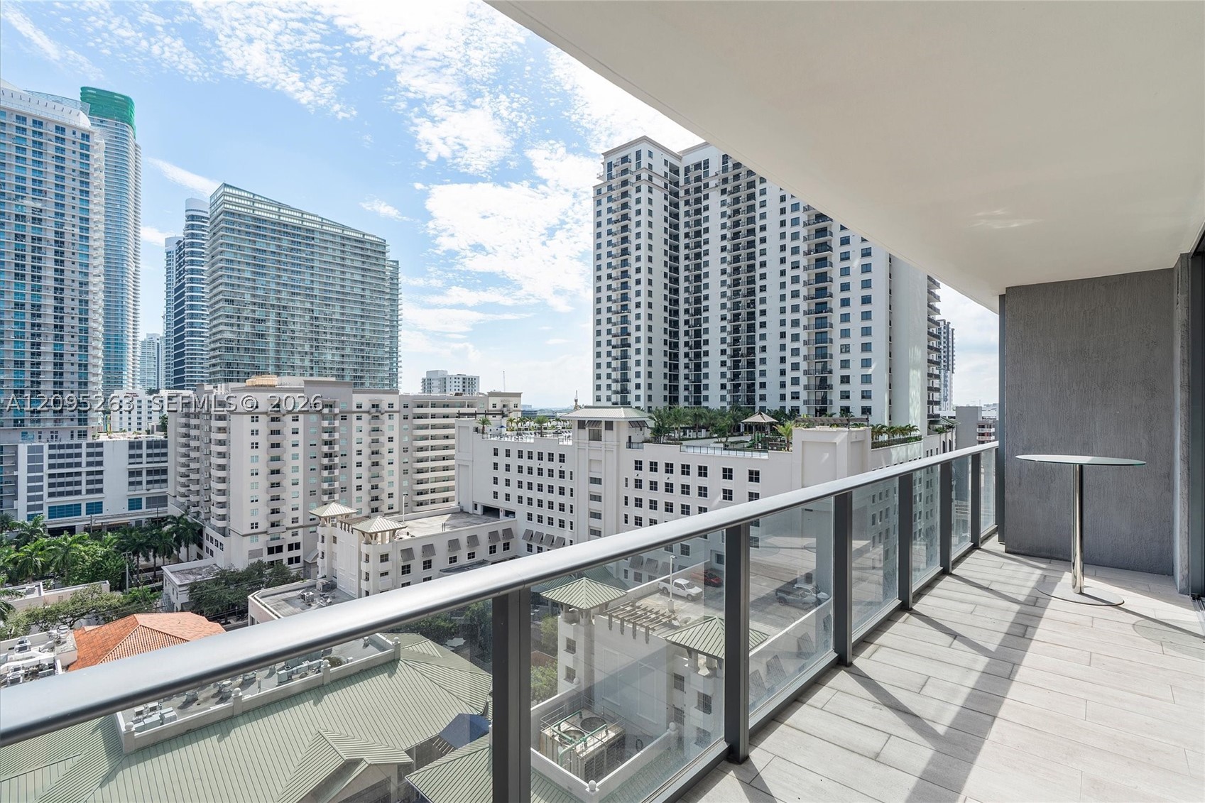 image Brickell Heights East15