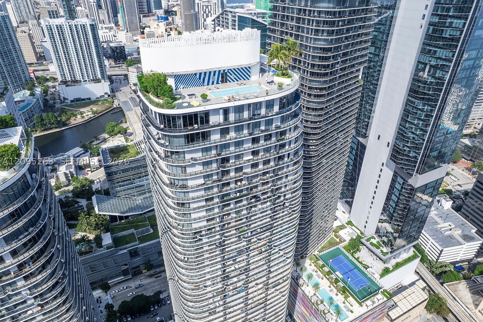 image Brickell Heights East26