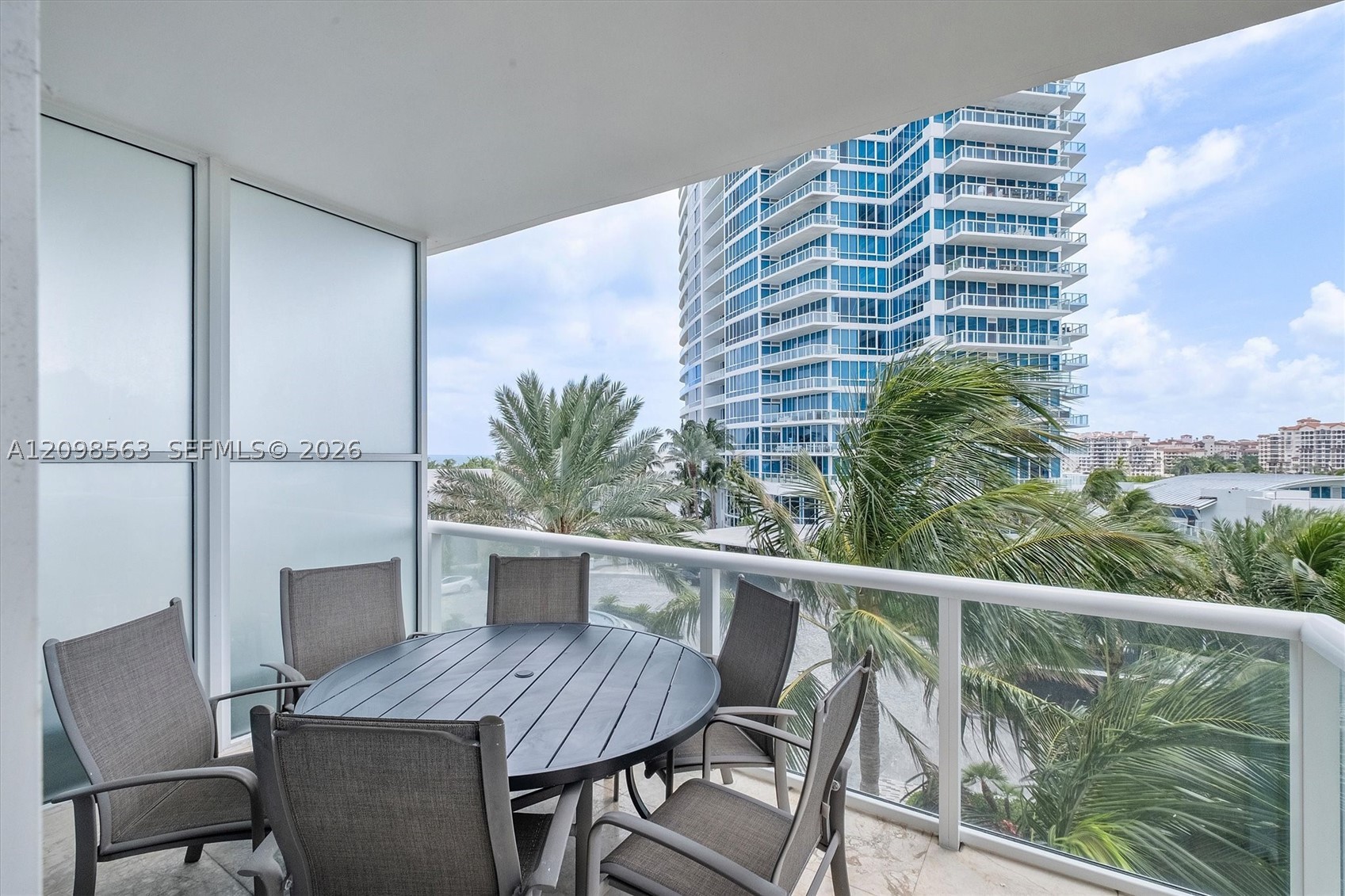 image Continuum South Beach North Tower14